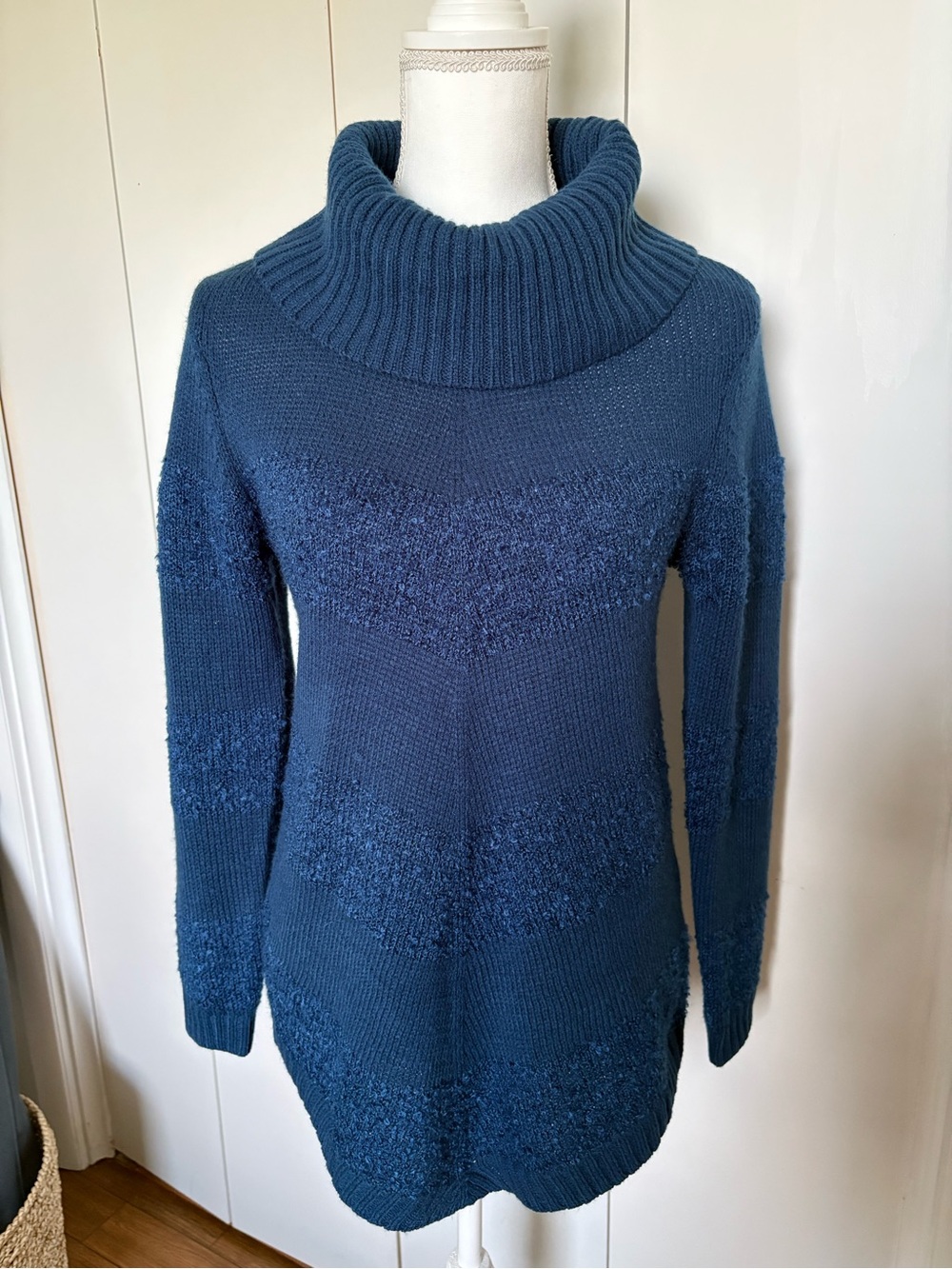 Apt. 9 Deep Teal Ribbed Funnel Neck Sweater